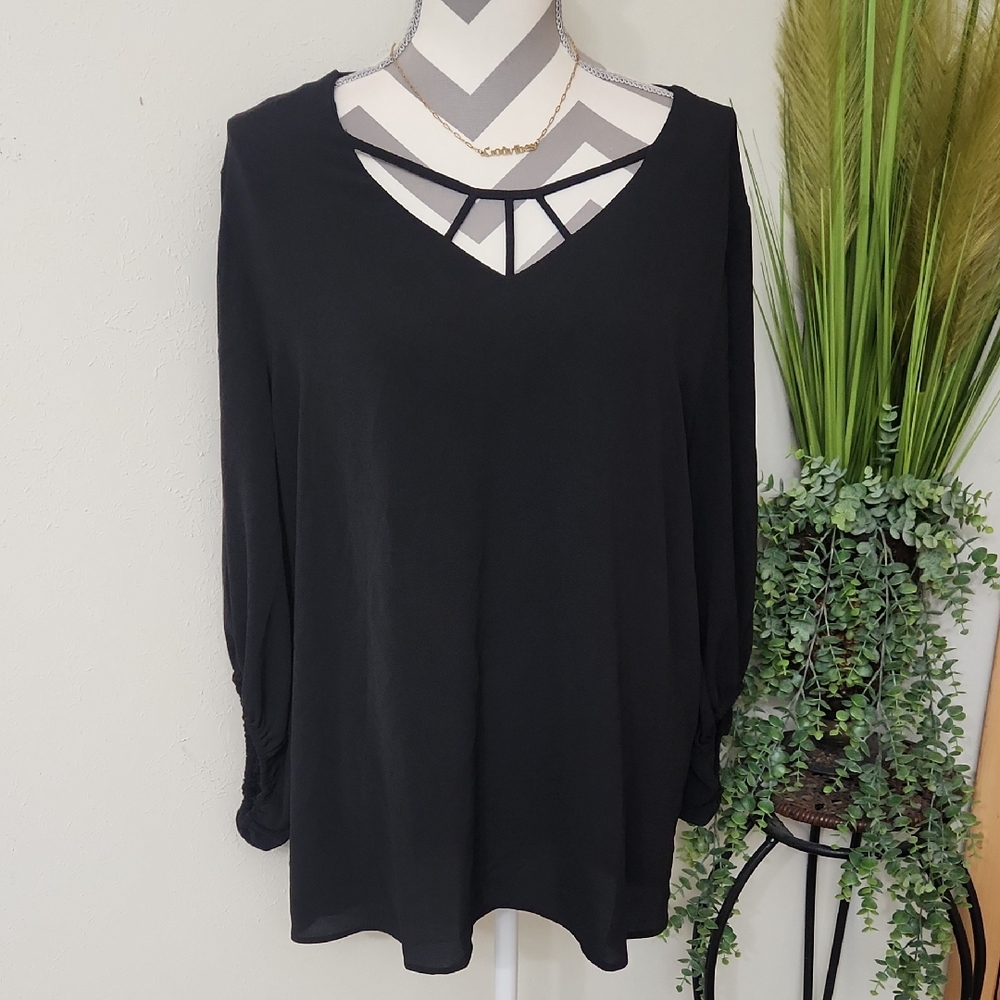 Cato Black Long Sleeve Women's Top